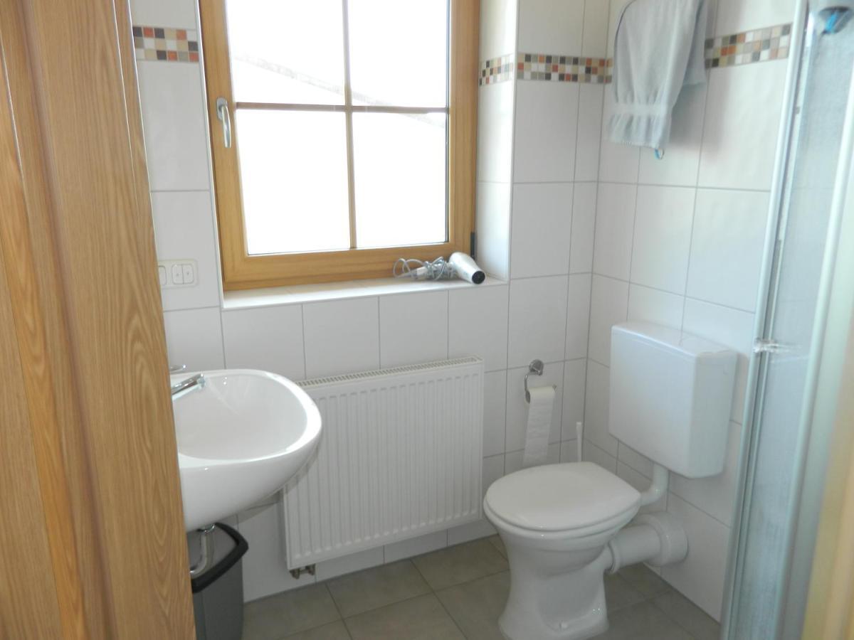 Gaestehaus Borniger Gau-Weinheim Екстериор снимка